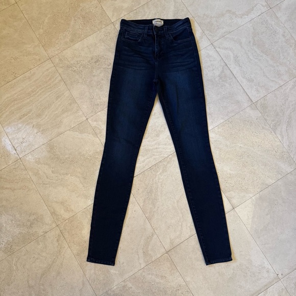 L’agence Marguerite Jeans - Picture 4 of 5